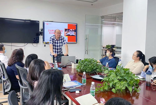 尊龙凯时科技本钱控制沙龙现场
